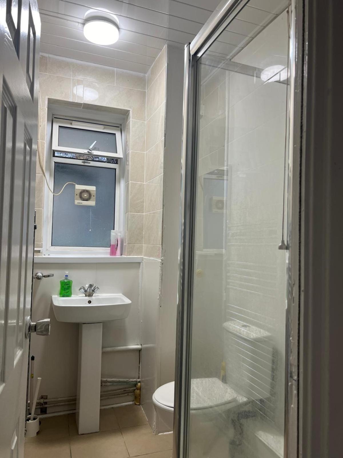 Starlet Stepney Apartment London Exterior photo