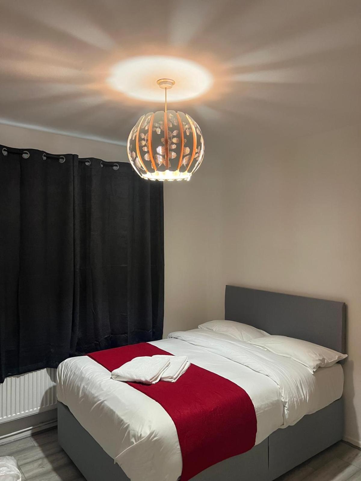 Starlet Stepney Apartment London Exterior photo